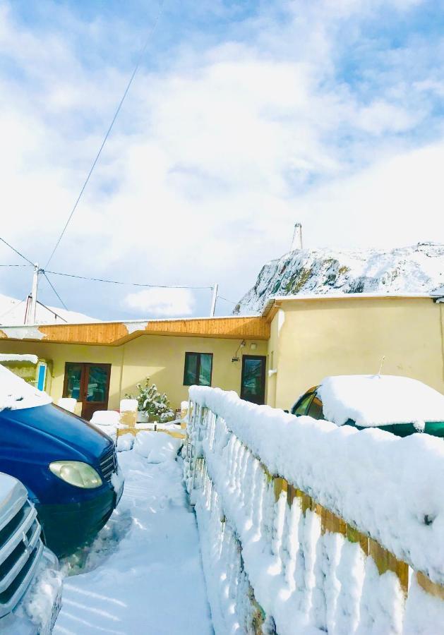 Guesthouse And Cottage Nicolo Stepantsminda Exterior foto