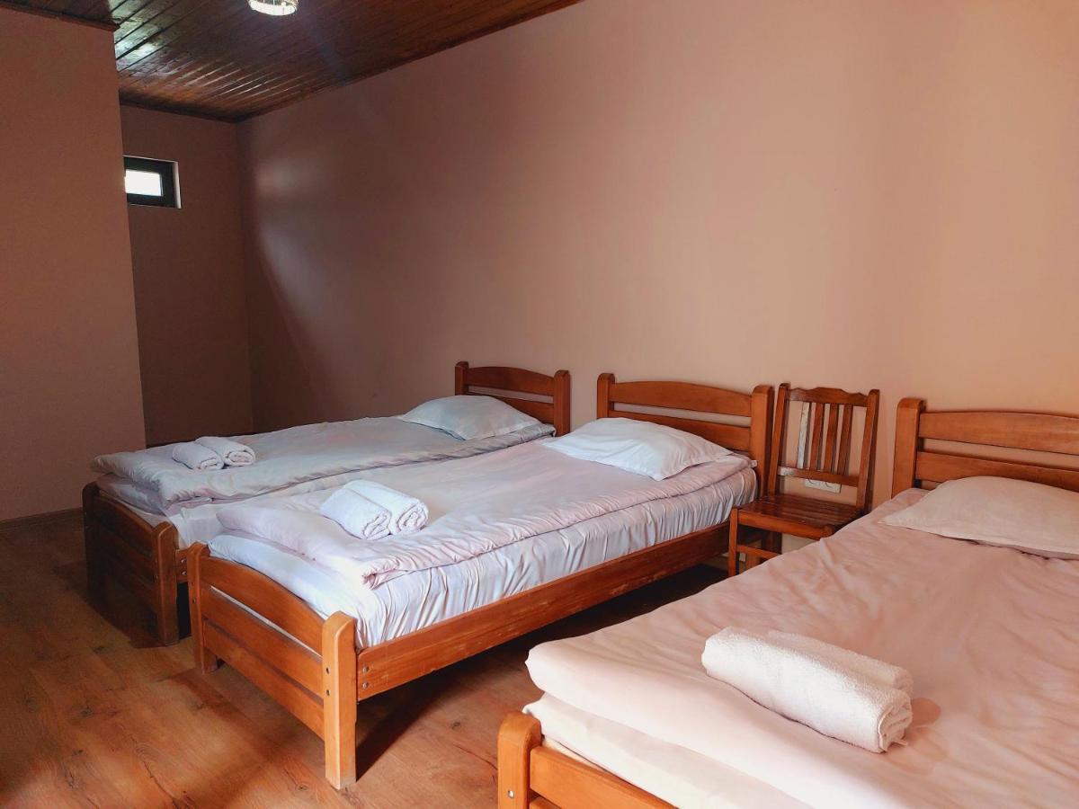 Guesthouse And Cottage Nicolo Stepantsminda Exterior foto