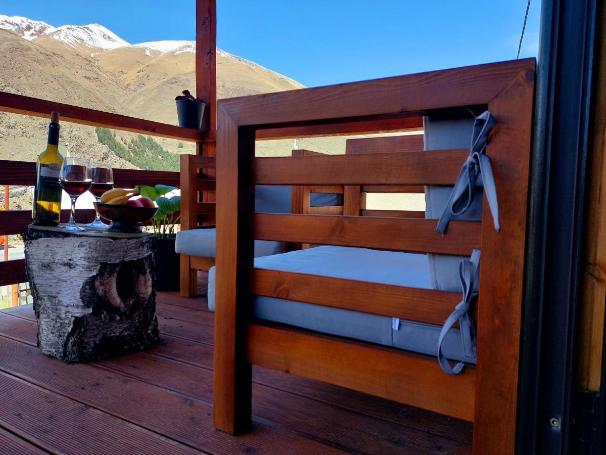 Guesthouse And Cottage Nicolo Stepantsminda Exterior foto